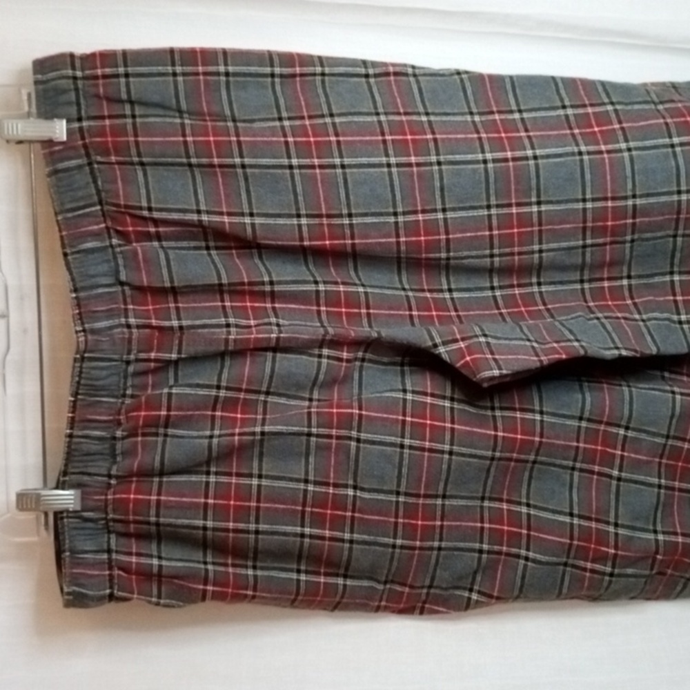 Eddie Bauer Men's Gray and Red Plaid Pants - Picture 3 of 5